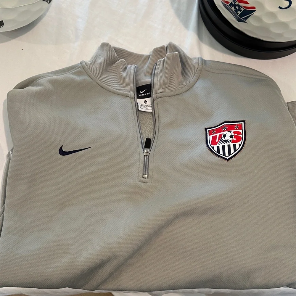 Nike Light Gray USA Soccer Quarter-Zip Therma -Fit XL - Picture 1 of 4